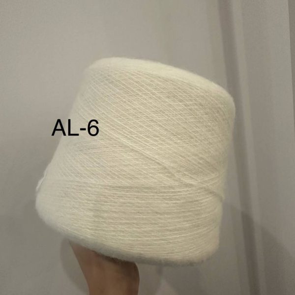 Alpaka (75% baby alpaka, 25% zīds) AL-6