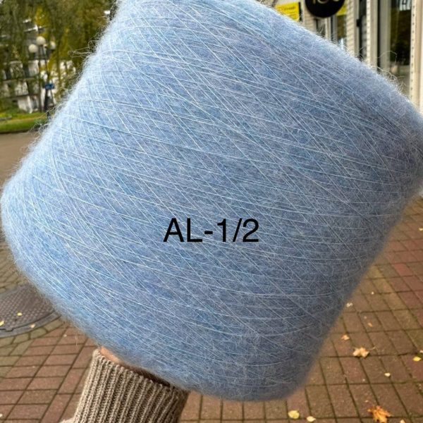 Alpaka (49% alpaka, 28%merino, 21% poliamīds, 2% elastāns) AL-1/2