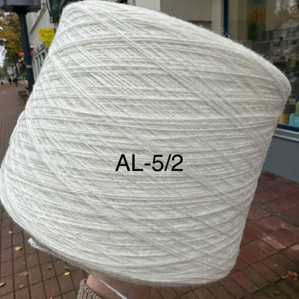 Alpaka (46% alpaka, 24% merino, 30% poliamīds) AL-5/2